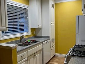 11138 Aqua Vista Street 67, Studio City (los Angeles) CA 91602