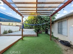 9689 Kewen Avenue, Pacoima (los Angeles) CA 91331