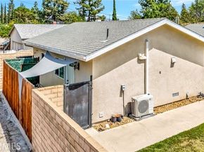 7101 Fallbrook Avenue, West Hills (los Angeles) CA 91307