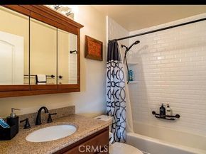 7101 Fallbrook Avenue, West Hills (los Angeles) CA 91307