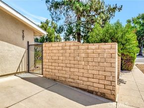 7101 Fallbrook Avenue, West Hills (los Angeles) CA 91307