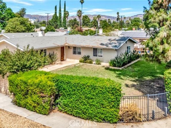 7101 Fallbrook Avenue, West Hills (los Angeles) CA 91307
