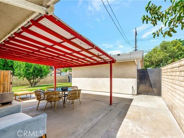 7101 Fallbrook Avenue, West Hills (los Angeles) CA 91307