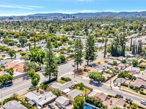 7101 Fallbrook Avenue, West Hills (los Angeles) CA 91307