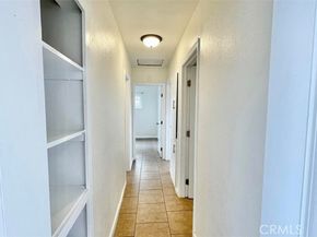 8438 Wystone Avenue, Northridge (los Angeles) CA 91324
