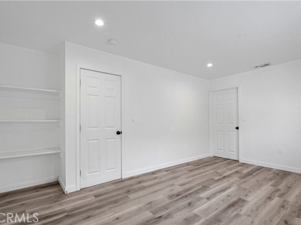 8438 Wystone Avenue, Northridge (los Angeles) CA 91324