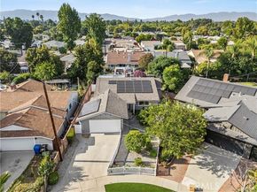 17955 Archwood Street, Reseda (los Angeles) CA 91335