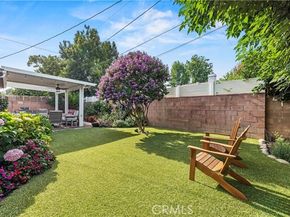 17955 Archwood Street, Reseda (los Angeles) CA 91335