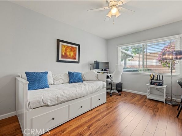 17955 Archwood Street, Reseda (los Angeles) CA 91335