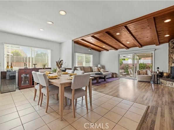 17955 Archwood Street, Reseda (los Angeles) CA 91335