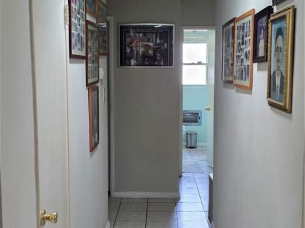 8106 Bevis Avenue, Panorama City (los Angeles) CA 91402