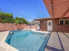 6255 Matilija Avenue, Los Angeles CA 91401
