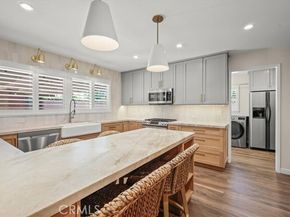 6255 Matilija Avenue, Los Angeles CA 91401