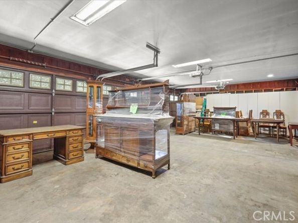 6255 Matilija Avenue, Los Angeles CA 91401
