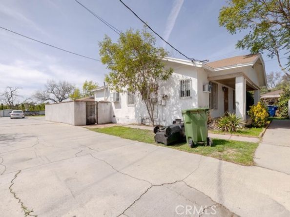 11779 Dronfield Avenue, Pacoima (los Angeles) CA 91331
