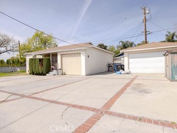 11779 Dronfield Avenue
