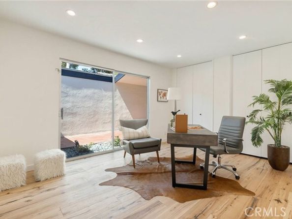 4747 El Caballero Drive, Tarzana (los Angeles) CA 91356