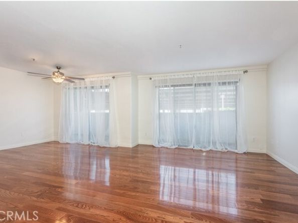 17735 Kinzie Street 112, Northridge (los Angeles) CA 91325