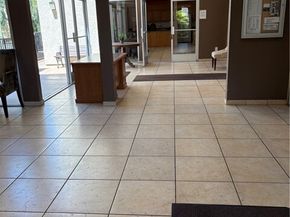 5325 Newcastle Avenue 127, Encino (los Angeles) CA 91316