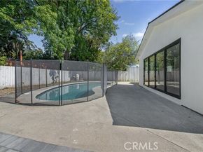 13633 Delano Street, Los Angeles CA 91401