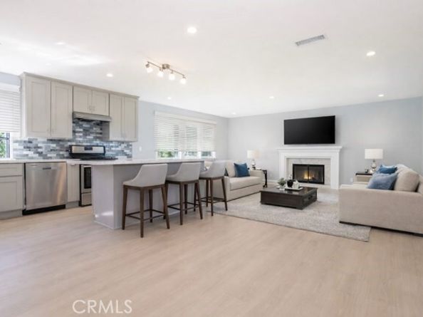 11256 Haskell Avenue, Granada Hills (los Angeles) CA 91344