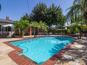 18900 Vincennes St, Northridge (los Angeles) CA 91324