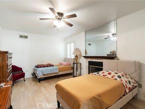 20627 Lemmer Street, Chatsworth (los Angeles) CA 91311