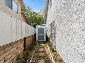 20627 Lemmer Street, Chatsworth (los Angeles) CA 91311