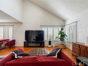 20627 Lemmer Street, Chatsworth (los Angeles) CA 91311