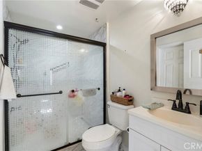 20627 Lemmer Street, Chatsworth (los Angeles) CA 91311