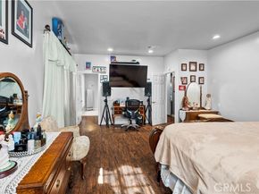 15358 Cohasset, Van Nuys (los Angeles) CA 91406