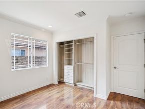 13816 Bessemer Street, Van Nuys (los Angeles) CA 91401