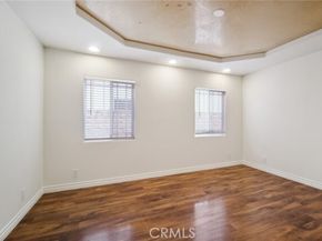 13816 Bessemer Street, Van Nuys (los Angeles) CA 91401