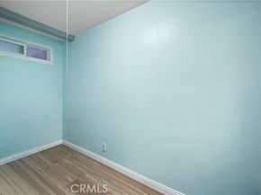 21800 Schoenborn Street 215, Canoga Park (los Angeles) CA 91304