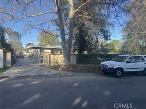 17545 Community Street, Northridge (los Angeles) CA 91325