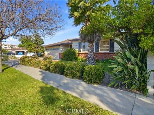 13421 Barbara Ann St, North Hollywood (los Angeles) CA 91605