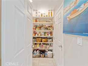 23134 Collins Street, Woodland Hills (los Angeles) CA 91367