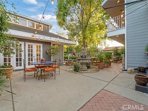 23134 Collins Street, Woodland Hills (los Angeles) CA 91367