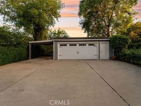23134 Collins Street, Woodland Hills (los Angeles) CA 91367