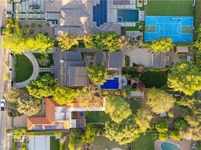 23134 Collins Street, Woodland Hills (los Angeles) CA 91367