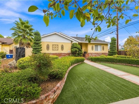 16615 Tupper Street, North Hills (los Angeles) CA 91343