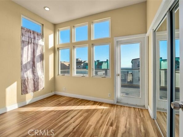 55 Surfside Avenue, Surfside (seal Beach) CA 90743