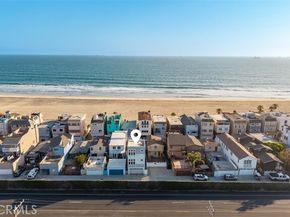 55 Surfside Avenue, Surfside (seal Beach) CA 90743