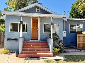 843 Laveta Terrace