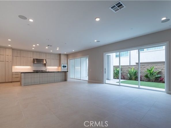 121 mulberry, Lake Forest (el Toro) CA 92630