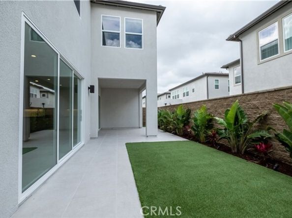 121 mulberry, Lake Forest (el Toro) CA 92630