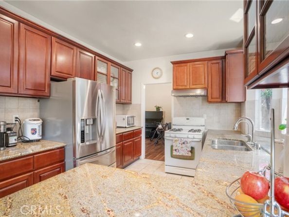 430 W Walnut Avenue, Monrovia CA 91016
