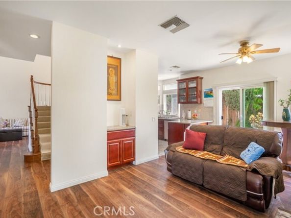430 W Walnut Avenue, Monrovia CA 91016
