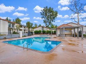 19509 Rinaldi Street 59, Porter Ranch (los Angeles) CA 91326