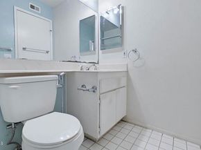 19509 Rinaldi Street 59, Porter Ranch (los Angeles) CA 91326